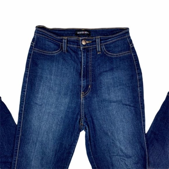 *SOLD* FASHION NOVA Jeans (dark blue) - Picture 2 of 6